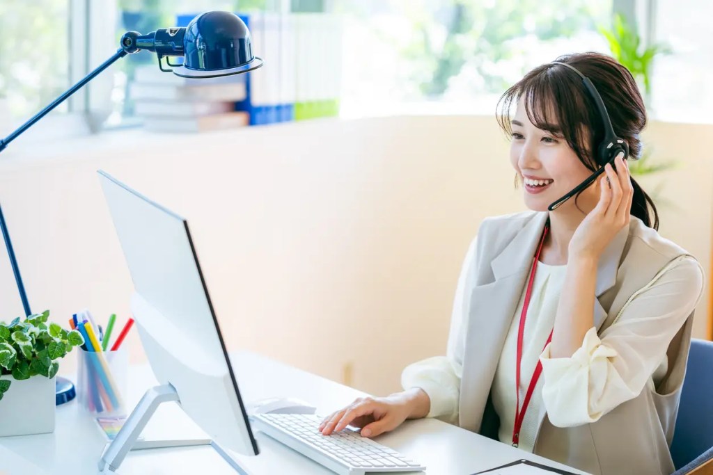 ECRSに従って業務をする社員
